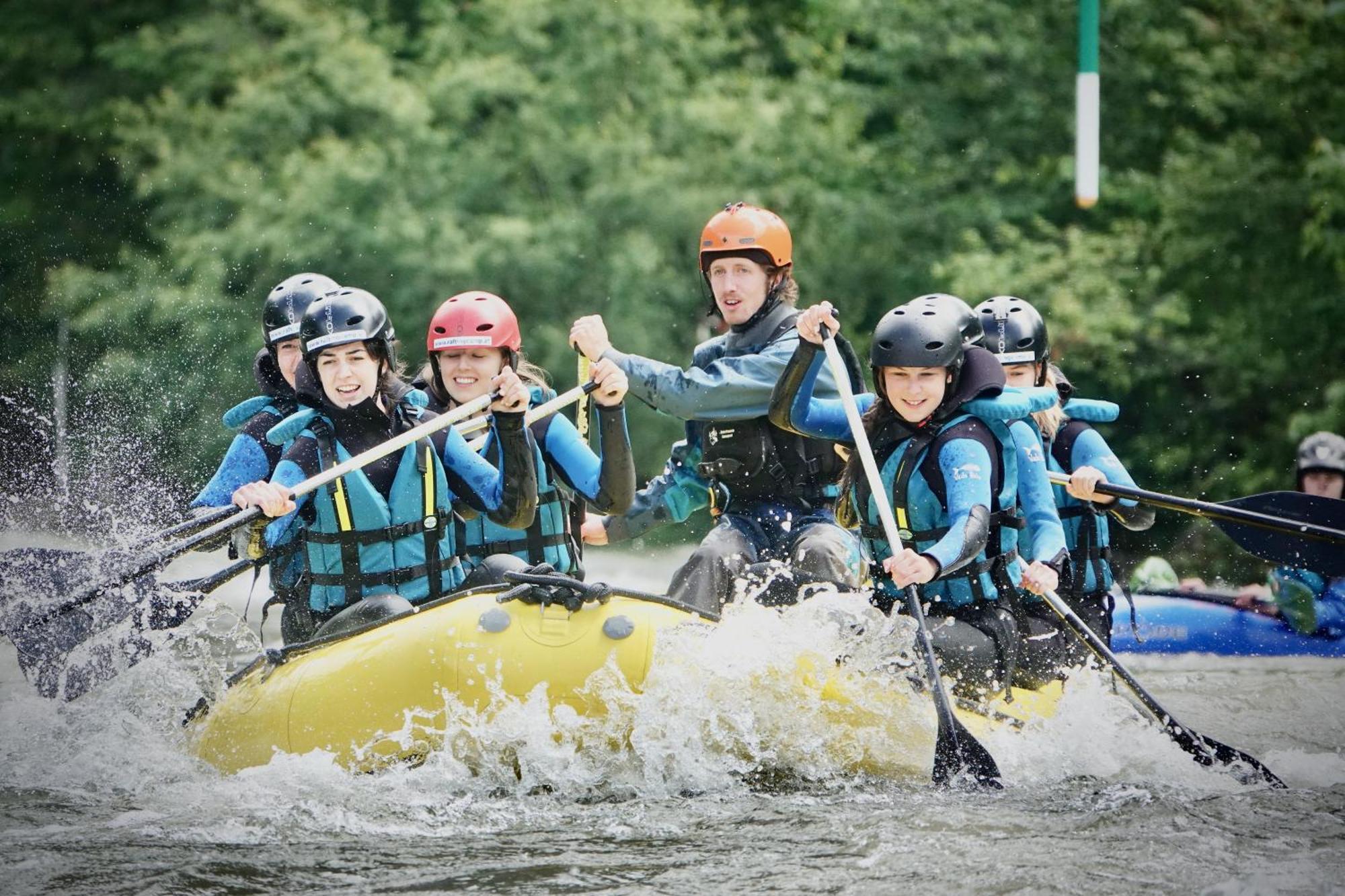 Rafting Camp Palfau Pensionat Exteriör bild